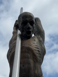 Close up photograph of the Grand Arc-boutant by Nicolas Lavarenne, Seyssel, France